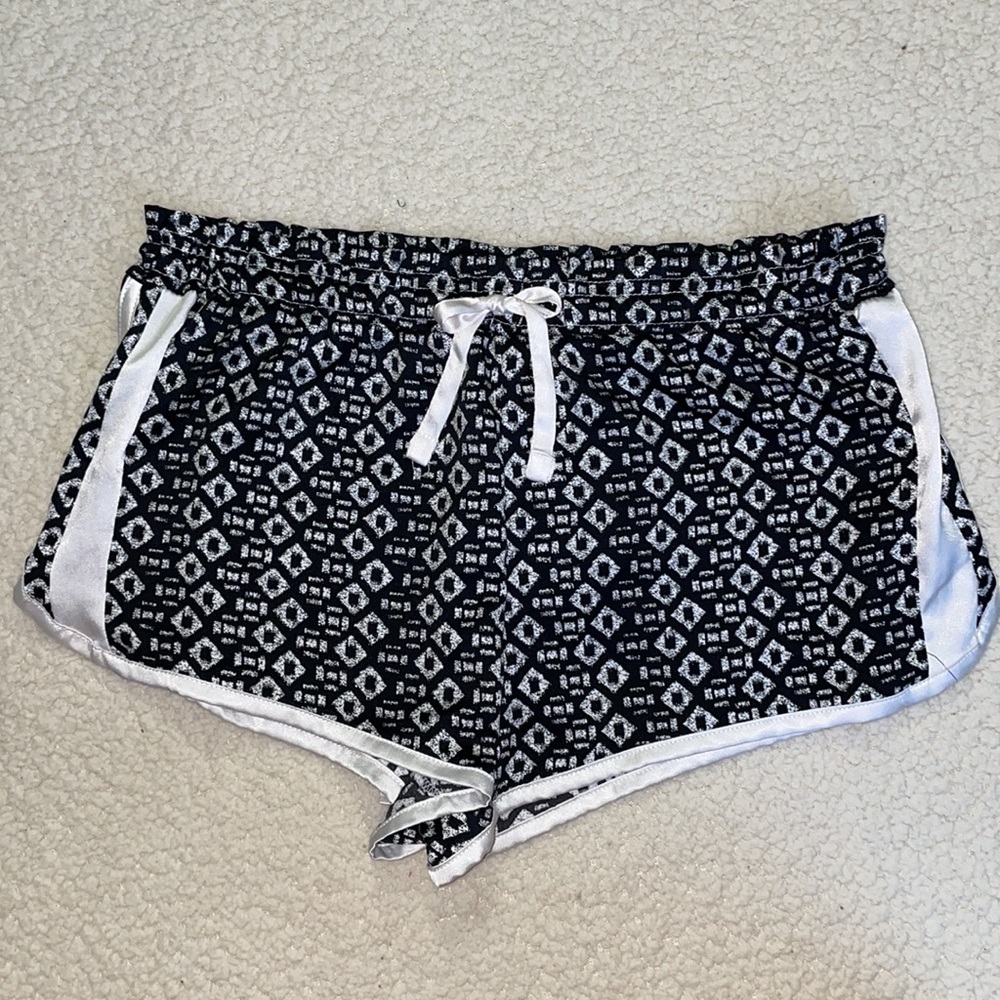 Victoria’s Secret Athletic Style Lounge Shorts Small